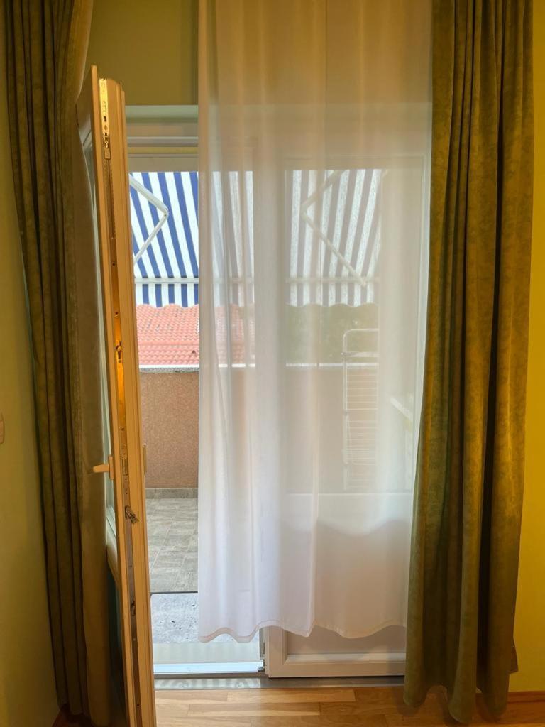 Ana'S House Apartamento Makarska Exterior foto